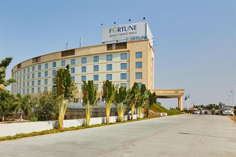Fortune Select Grand Ridge, Tirupati - Member Itc Hotels' Group Zewnętrze zdjęcie Fortune Select Grand Hotel