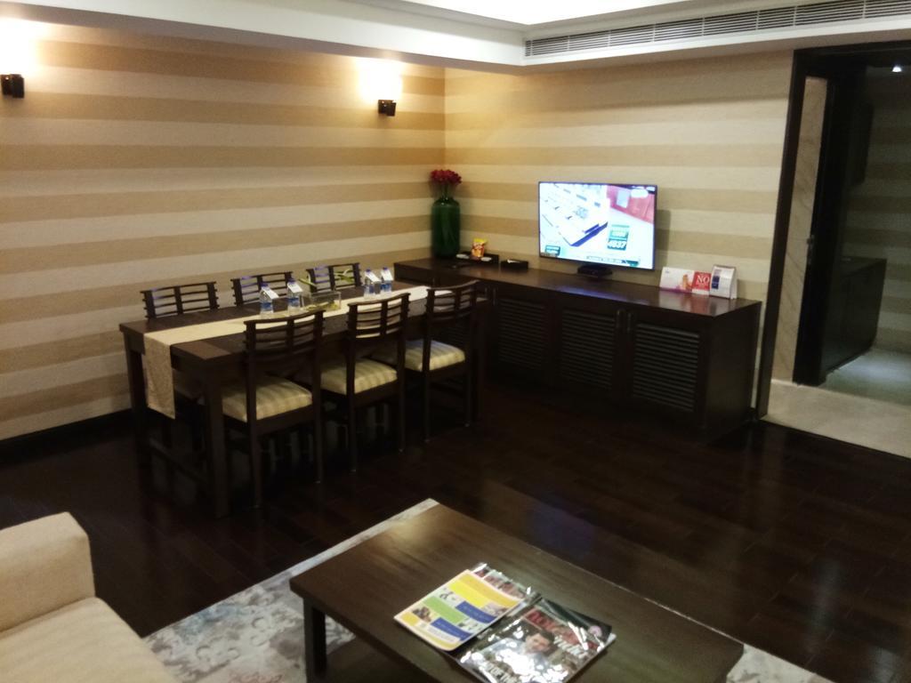 Fortune Select Grand Ridge, Tirupati - Member Itc Hotels' Group Zewnętrze zdjęcie A suite at the Taj Mahal Palace, Mumbai